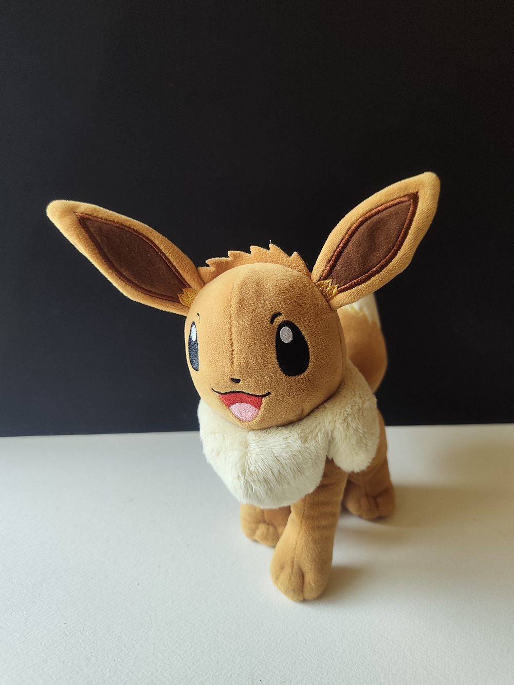 Pokémon EEVEE Plush 8" Jazwares